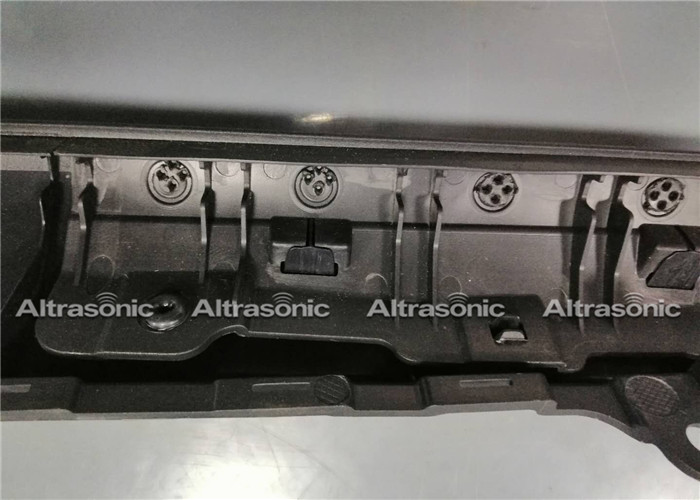 панели моторного отсека автомобиля ультразвуковой сварки